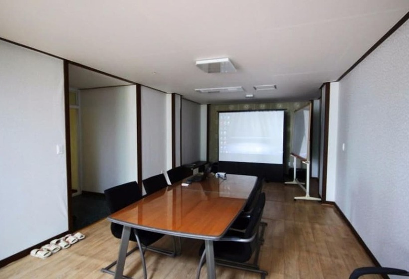 Hwaseong Sea Pension