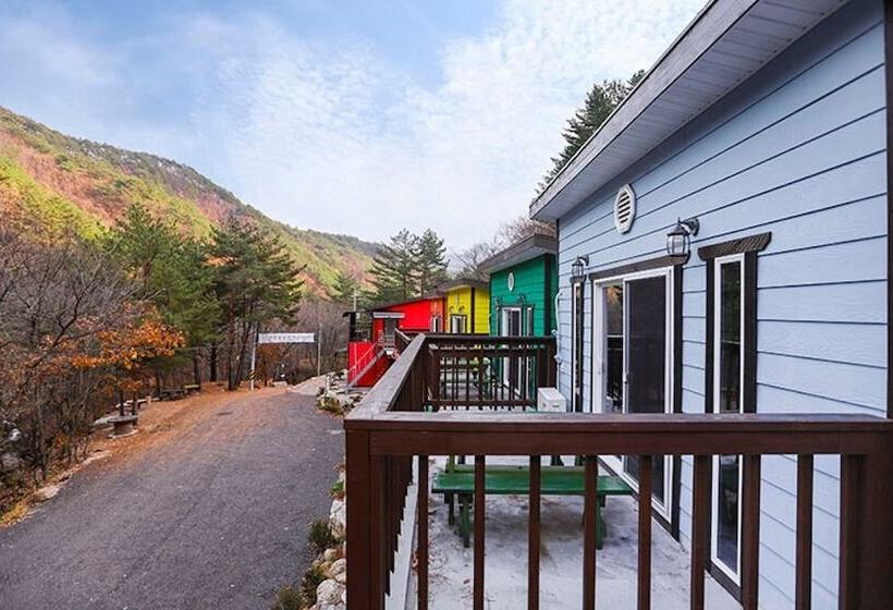 Inje Baekdam Rainbow Pension