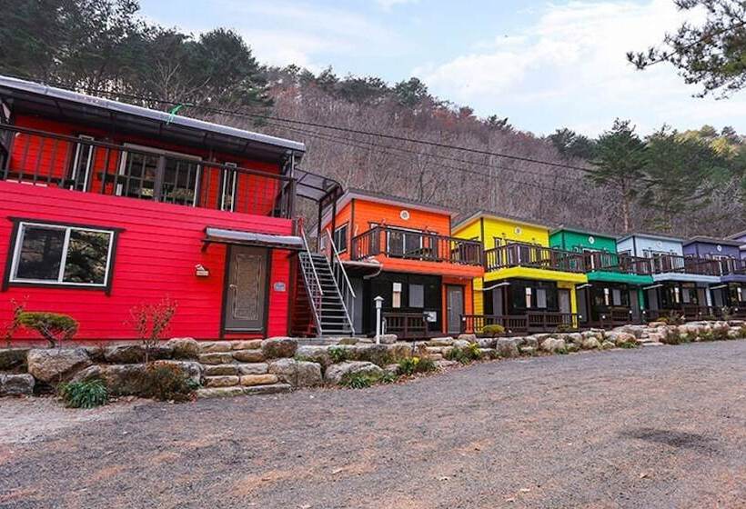 Inje Baekdam Rainbow Pension
