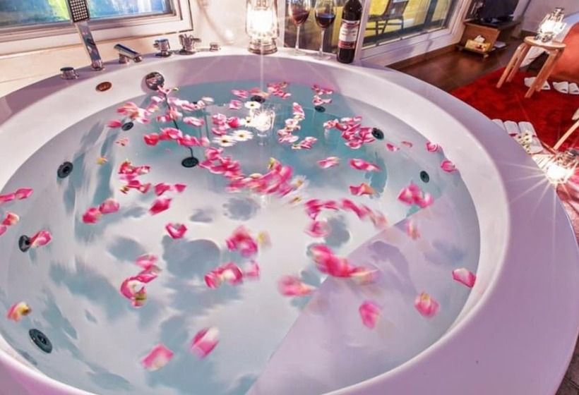 Jecheon Montmartre Pension