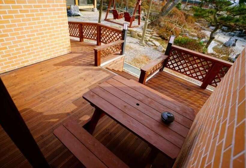 Jeongeup Mimi House Pension