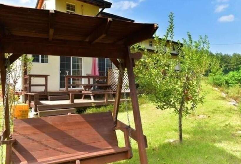 Jeongseon Cloud Ladder Pension