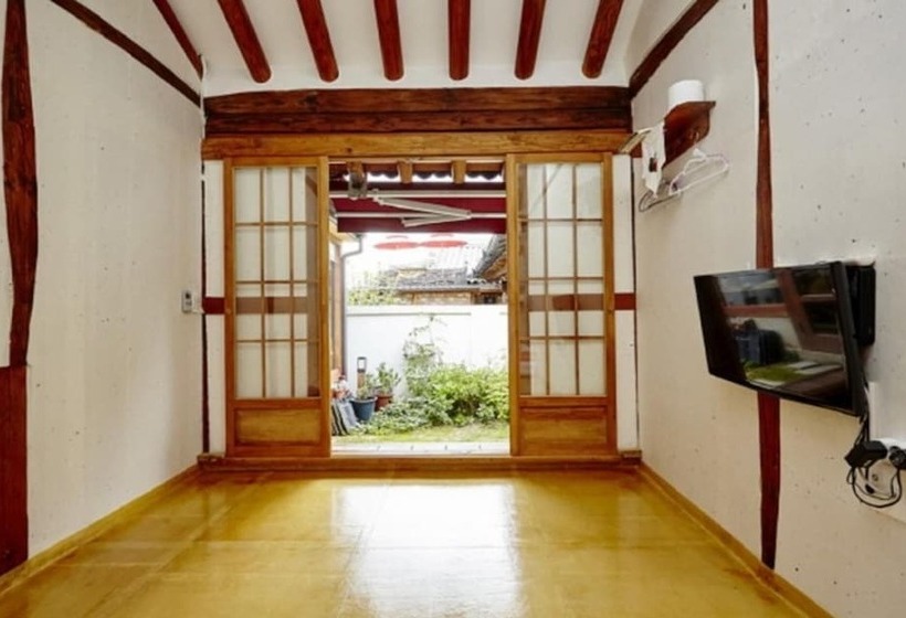 Jeonju Moheon Hanok Pension