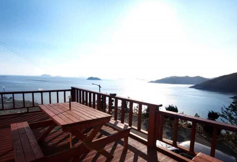Jindo Arirang Beach Pension