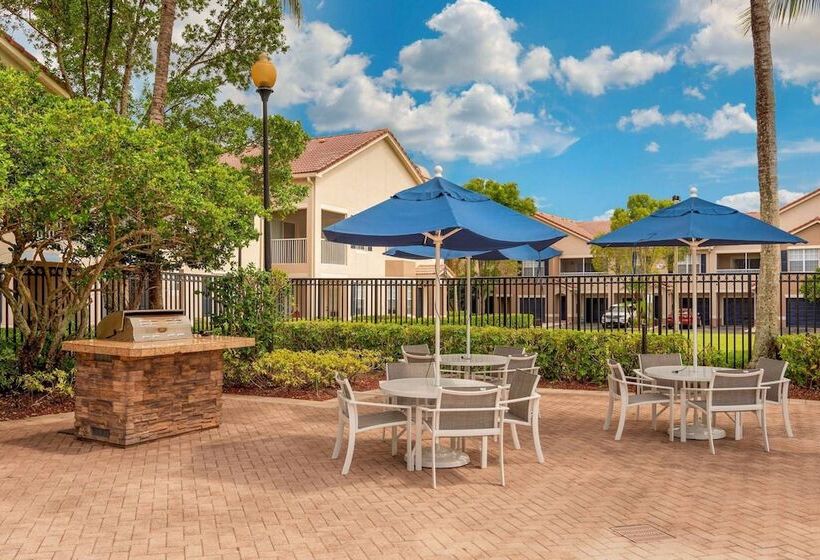 Kasa Wellington South Florida