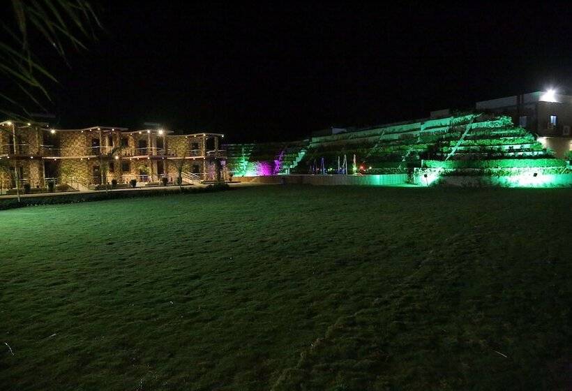 Khajoora Resort By Shrigo Hotels