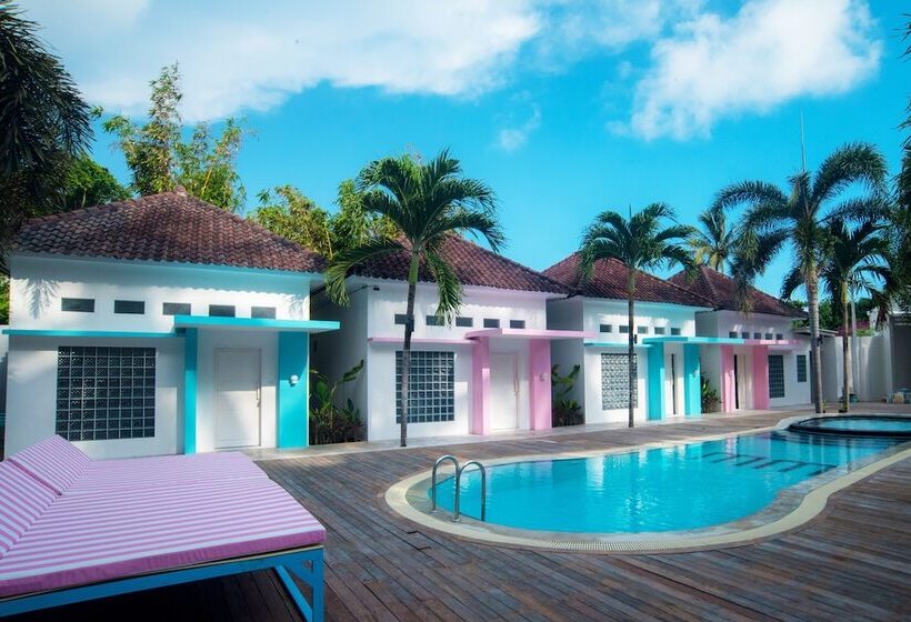 Mad Monkey Kuta Lombok   Hostel