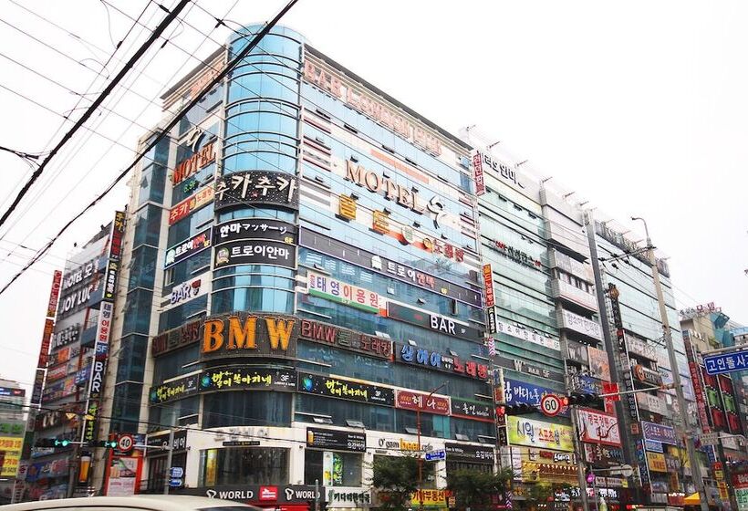 מוטל Changwon Sangnamdong Soo