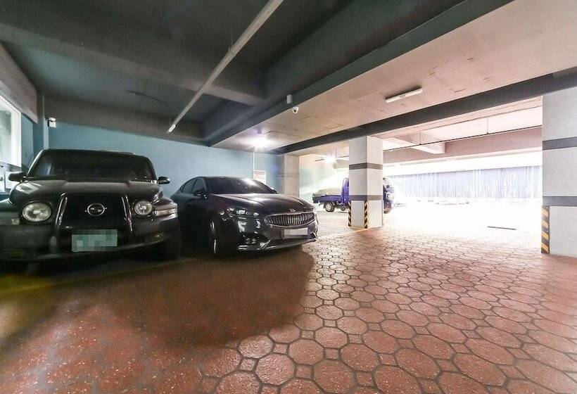 מוטל Geoje Okpo Bali