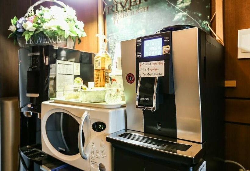 فندق على الطريق Jecheon Valentine