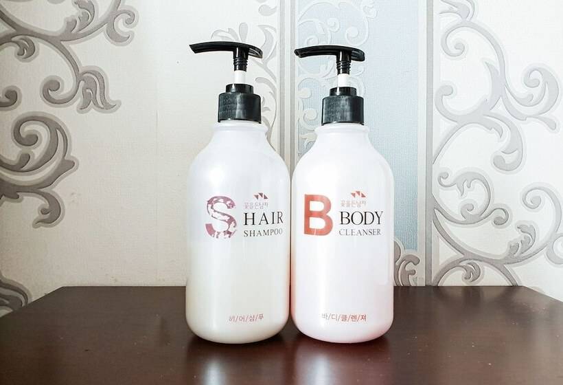 فندق على الطريق Muan Haetteuneun Eondeok