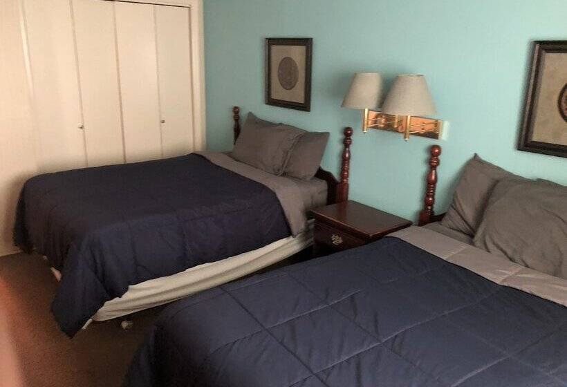 فندق على الطريق The Tompkinsville Inn