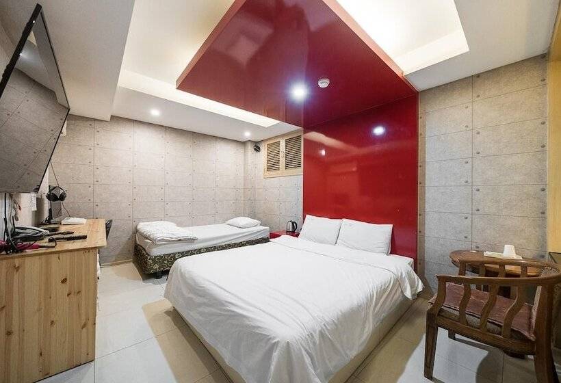 Motel Yongin Chameleon