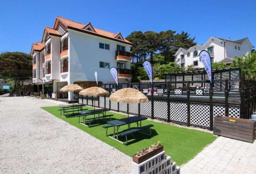 Muju Full House Pension