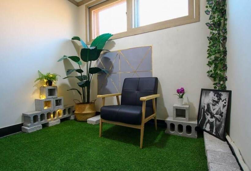 Muju Full House Pension