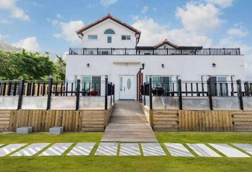 Namhae Areum Pension