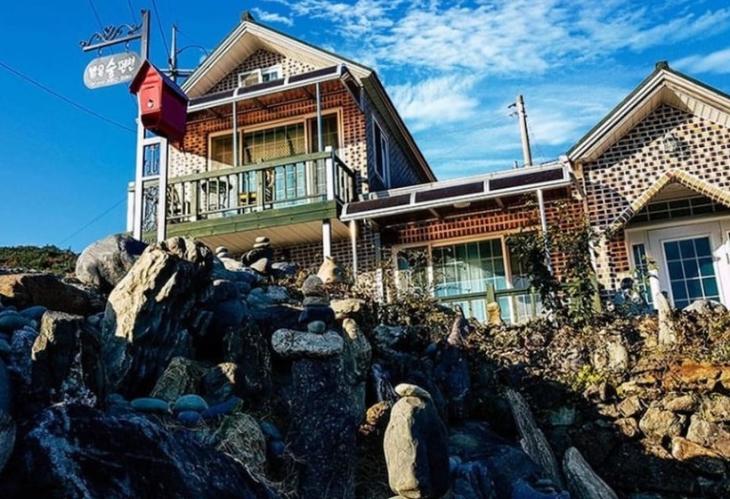 Namhae Balunsup Pension