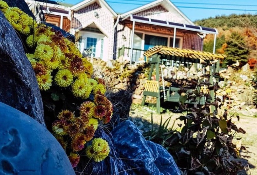 Namhae Balunsup Pension