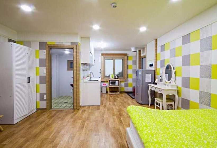 Namhae Bamsum Story Pension