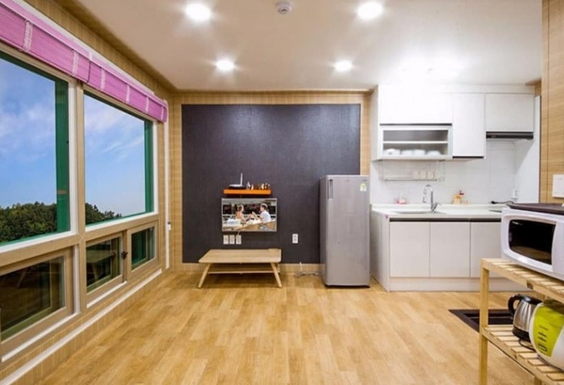 Namhae Bamsum Story Pension