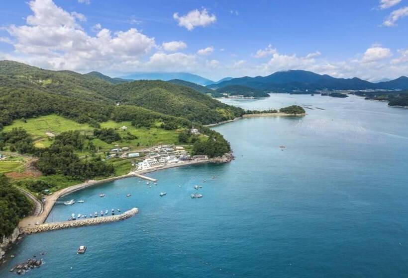 Namhae Blue Stone Pension