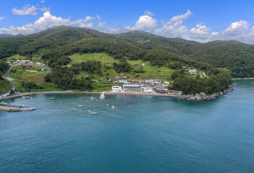 Namhae Blue Stone Pension