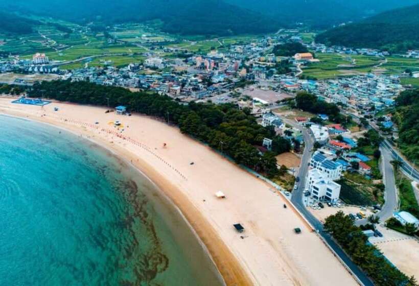 Namhae Gold River Pension