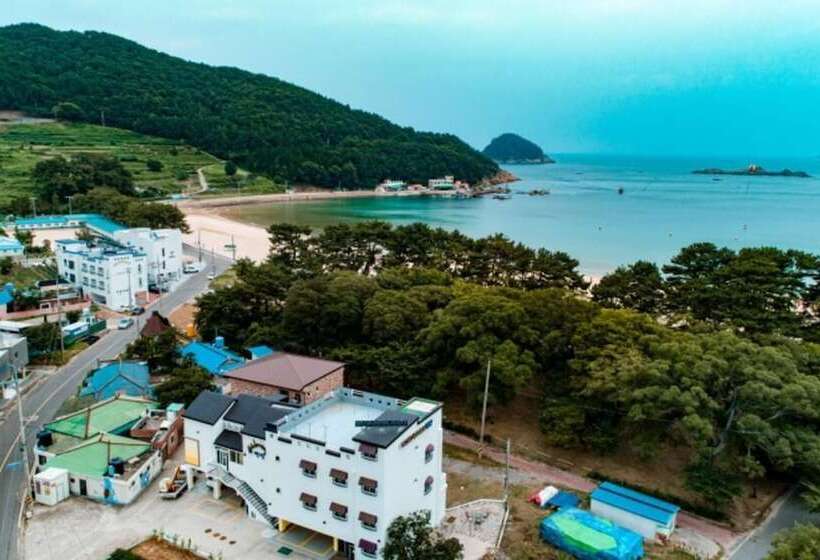 Namhae Gold River Pension
