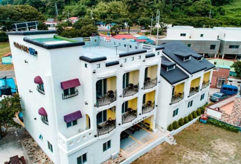 Namhae Gold River Pension