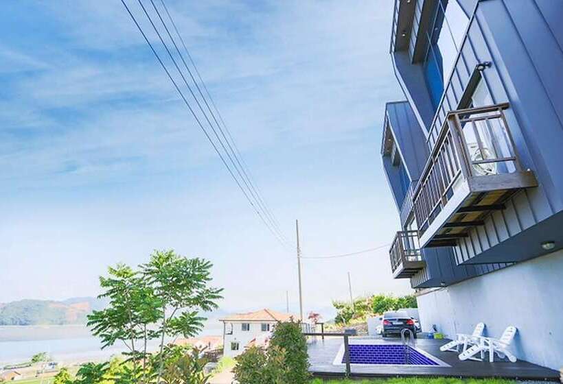 Namhae Marin K Pension