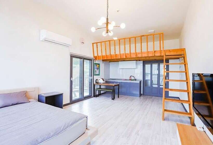 Namhae Marin K Pension