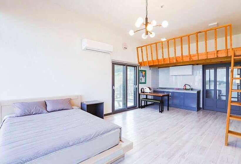 Namhae Marin K Pension