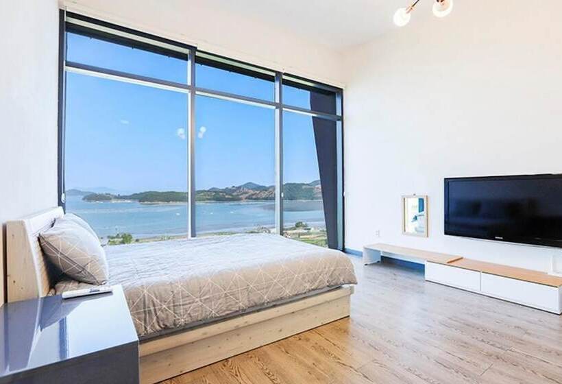 Namhae Marin K Pension
