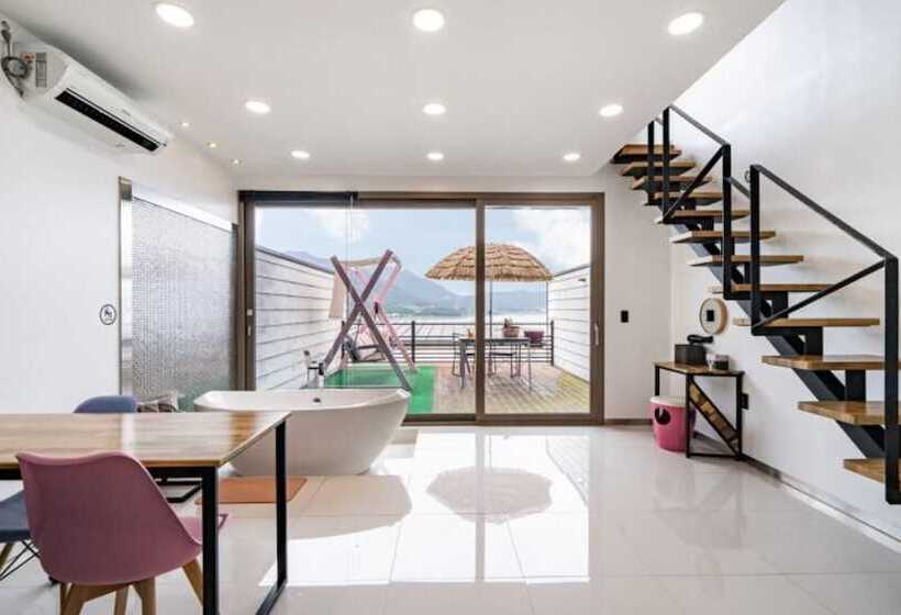 Namhae Morakano Pension