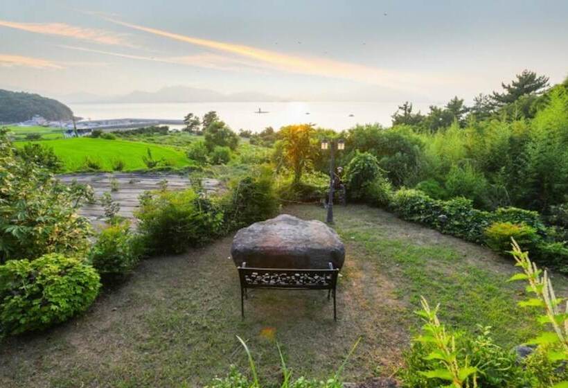 Namhae Viking Pension