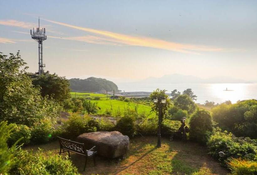 Namhae Viking Pension