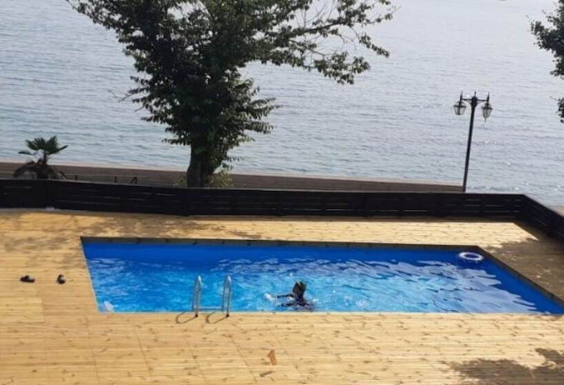 Namhae Zen House Pension