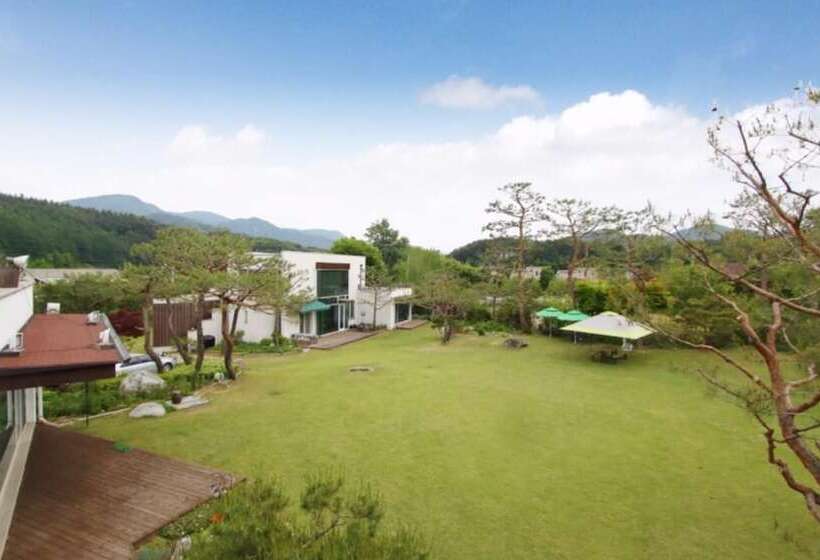 Namyangju Tannenbaum Pension