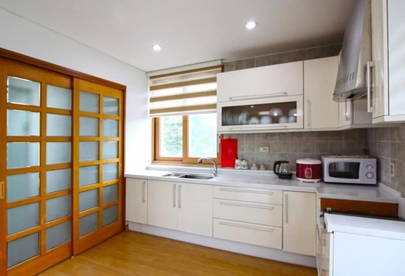 Namyangju Tannenbaum Pension