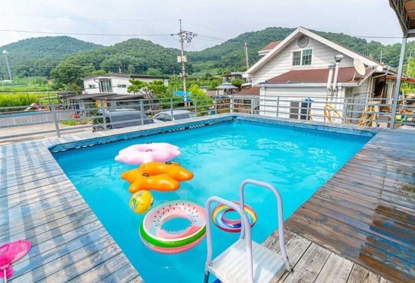 Paju Sandle Pension