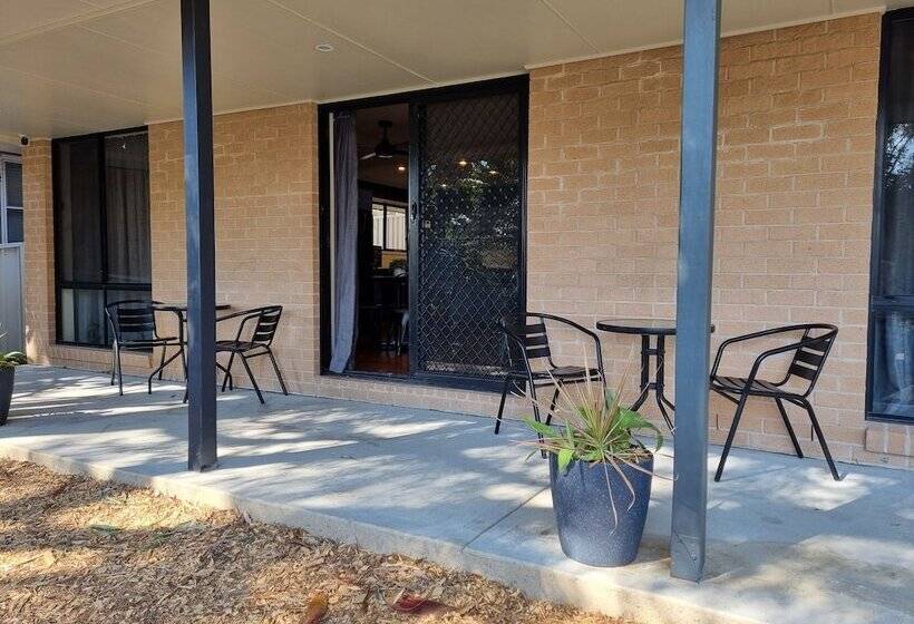 פנסיון Blue Wren Lodge Waratah