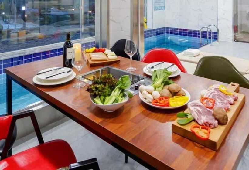 פנסיון Wonju Zelkova 480 Pool Villa