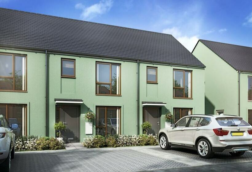 펜션 Room In Guest Room   Double Room, Full Kitchen, Smart Tv, Shared Bathroom In 3 Bed Home