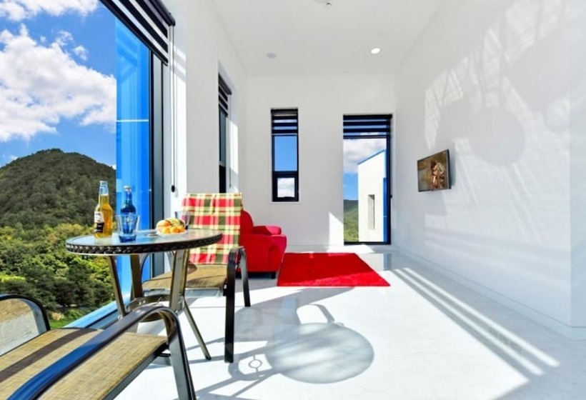 Pensão Gapyeong Bluel Pool Villa