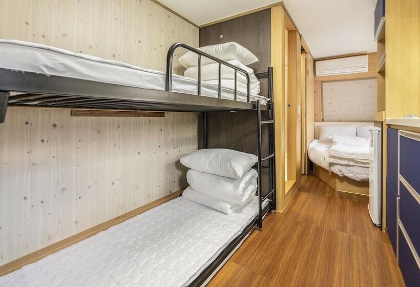 Pensió Gapyeong Cheongchun Glamping & Caravan