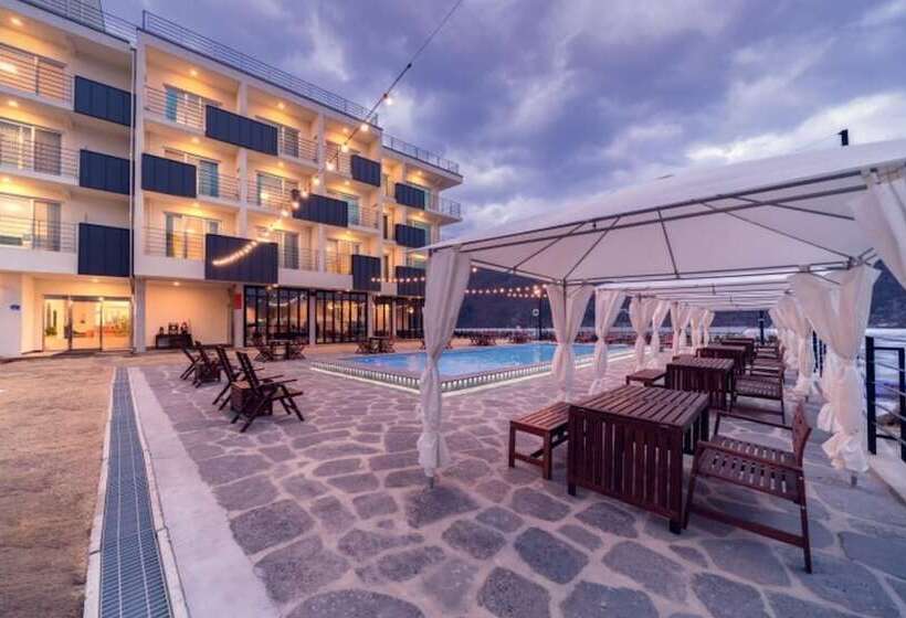 פנסיון Gapyeong The Bay Resort