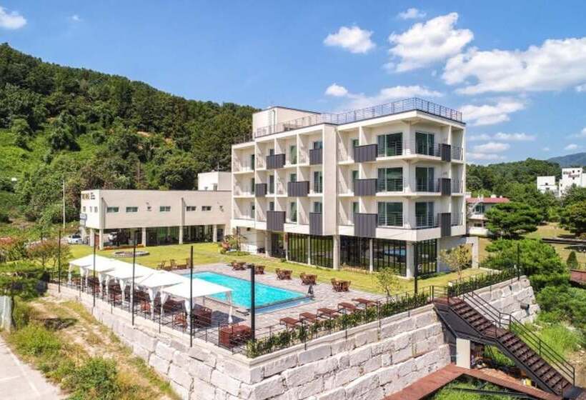 פנסיון Gapyeong The Bay Resort