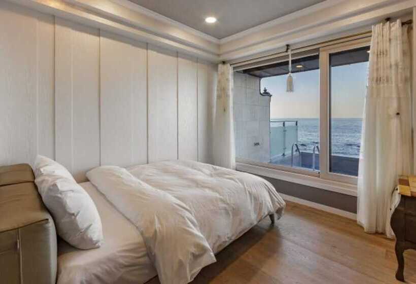 펜션 Gyeongju Blue 21 Pool Villa