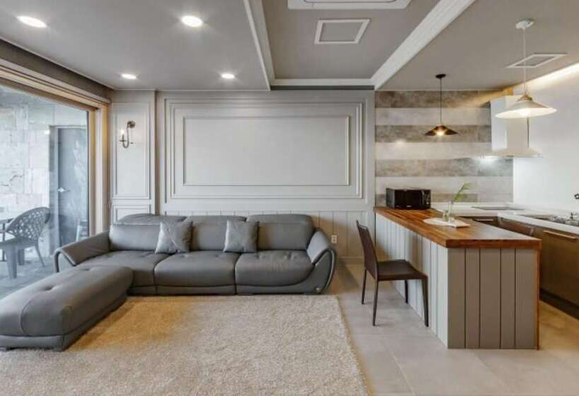 펜션 Gyeongju Blue 21 Pool Villa