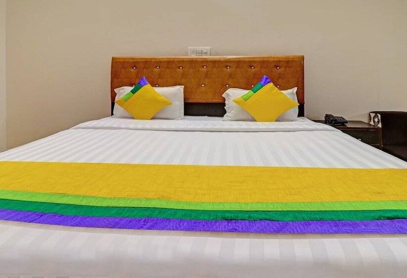 פנסיון Itsy By Treebo   Divine Inn